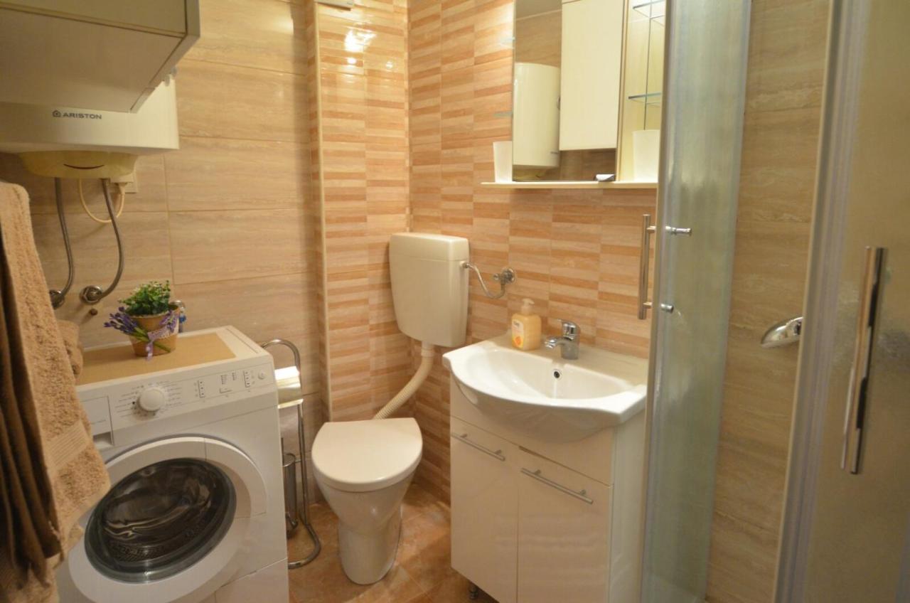 Apartment Alessia 로비니 외부 사진